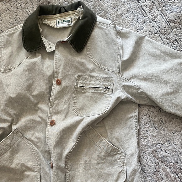 L.L. Bean Womanss Tan Jacket with Dark Green Collar - Picture 6 of 9